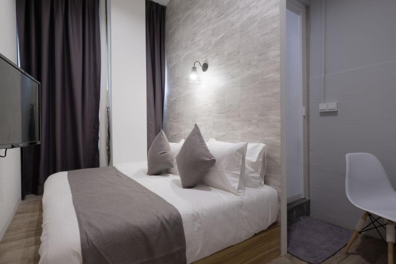Q Loft Hotels At Bedok Сингапур Екстериор снимка