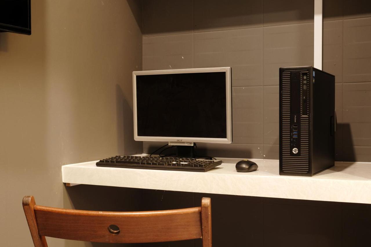 Q Loft Hotels At Bedok Сингапур Екстериор снимка
