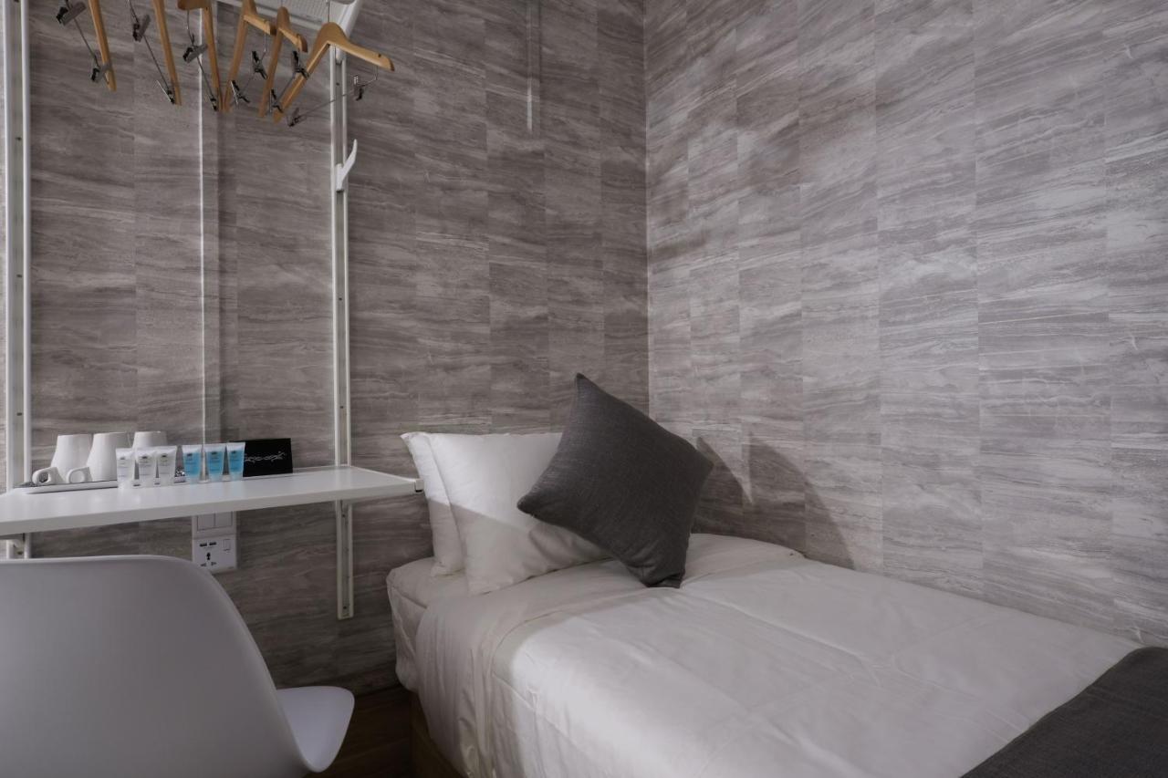 Q Loft Hotels At Bedok Сингапур Екстериор снимка