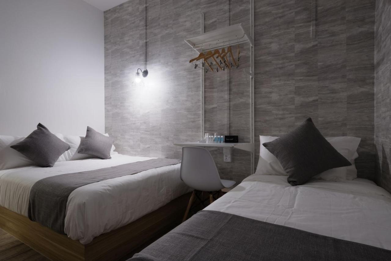 Q Loft Hotels At Bedok Сингапур Екстериор снимка