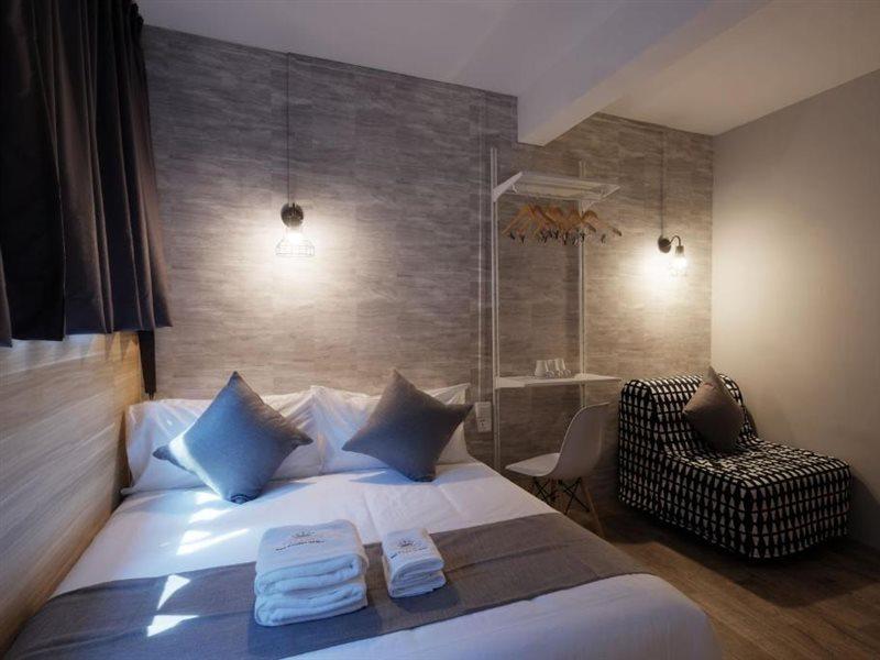 Q Loft Hotels At Bedok Сингапур Екстериор снимка